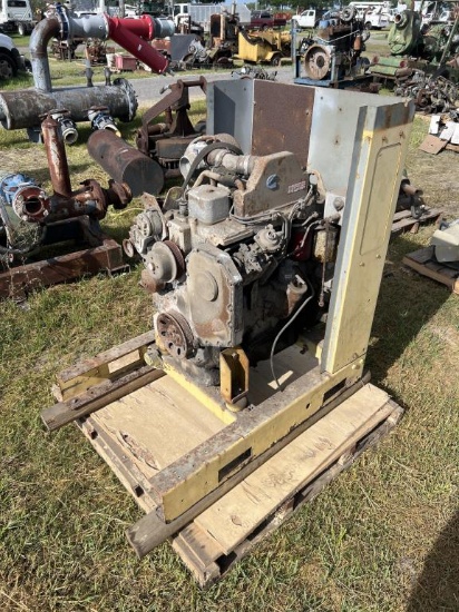 CUMMINS 4 CYLINDER DIESEL ENGINE
