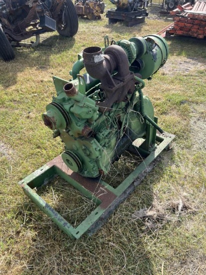 JOHN DEERE 4 CYLINDER DIESEL ENGINE
