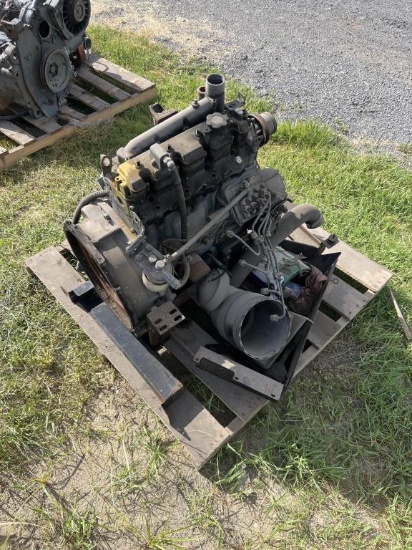 4 CYLINDER DIESEL ENGINE