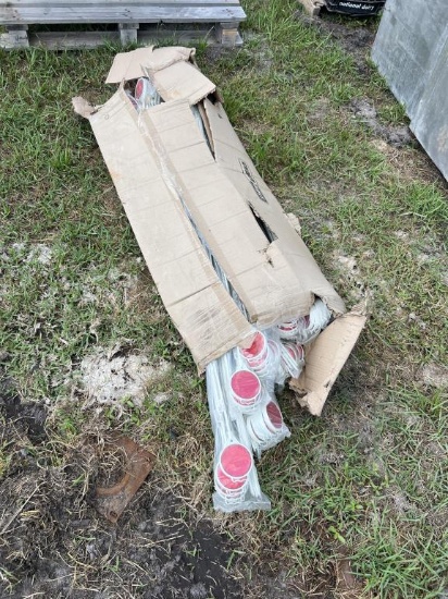 LOT OF NEW 48 INCH DRIVEWAY MARKERS