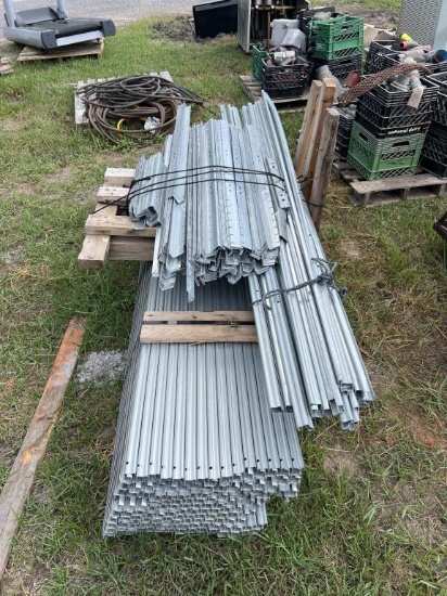 LOT OF GALVANIZED RAILING
