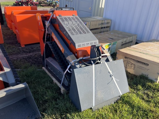 UNUSED HURRICANE COMPACT TRACK LOADER