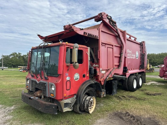2016 Mack MRU613 Waste Truck W/t