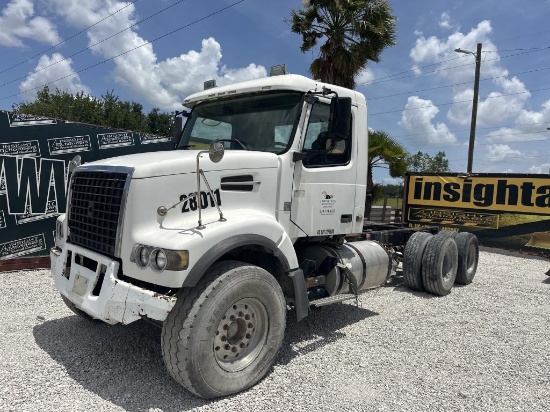 2008 Volvo Cab & Chassis Truck W/t Wk/