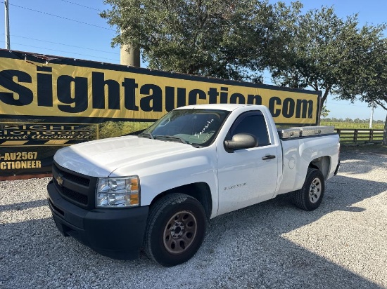 2013 Chevy Silverado Truck W/t R/k