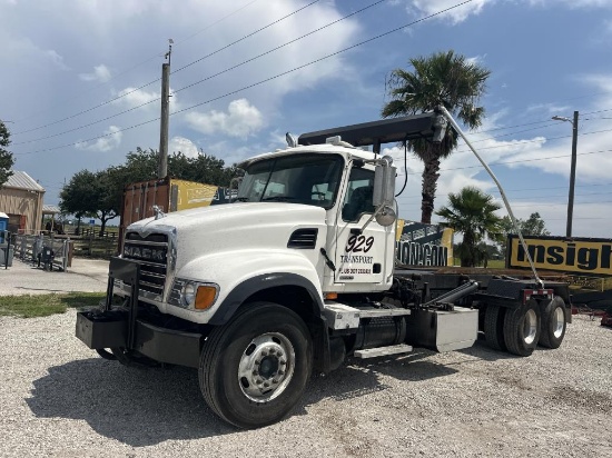 2007 Mack Cv713 Roll Off Truck W/t R/k