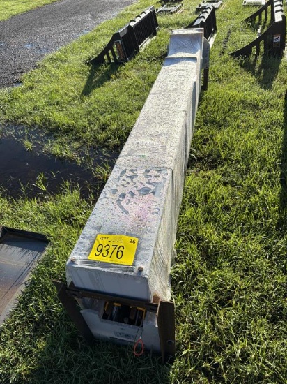 UNUSED SD LANCH 10,000LBS TWO POST LIFT