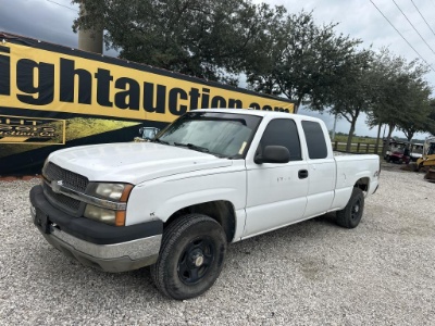2004 Chevy Silverado 1500 Truck W/t R/k