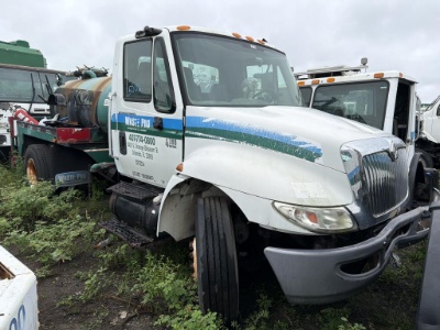 International 4300 Tanker Truck Salvage