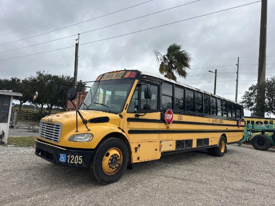 2013 Thomas Saf-t-liner C2 School Bus W/t R/k