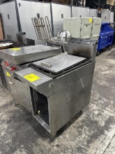 GARLAND 2 BURNER GAS RANGE