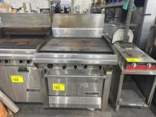 GARLAND COMMERCIAL GAS GRIDDLE/OVEN