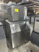 SCOTSMAN ICE MACHINE & BIN