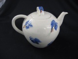 Porcelain teapot item 328