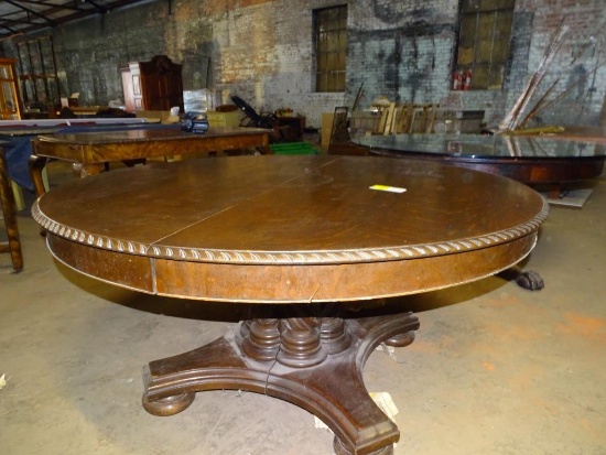 Round table-60" diameter, 29" high