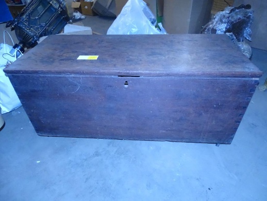 Dovetail chest; 46" long, 20" wide, 21" tall