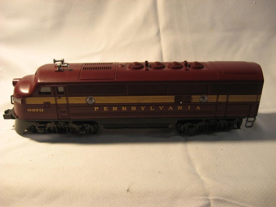 PENN F3A Dual Motor Diesel & matching non-powered unit, 6-8970 and Tuscan Red Penn F-3B Dummy unit,