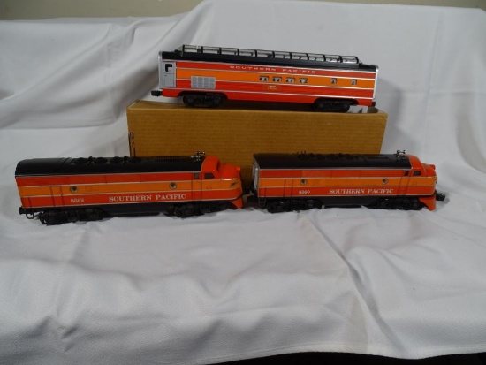 Southern Pacific Daylight F-3AA Dual Motor Diesel Engine& Dummy Unit,6-8260 & 6-8262 plus :