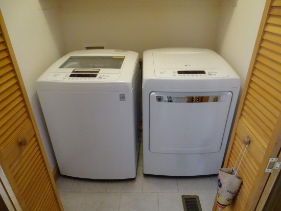 LG Washer/Dryer-He, White, Hydroshield Technology, 39" H x 27" W x 28" D