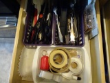 2 drawers of kitchen utensils