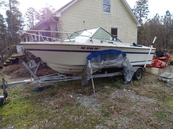 Slick Craft SS215, 20' boat, Chevy V8 ~250HP, Parts needed for rebuild are included.