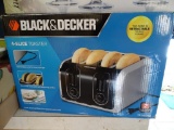 Black & Decker 4-slice toaster -never used!
