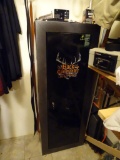 Buck Commander Gun Safe-metal