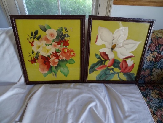 2 Vintage floral pictures