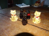 5 ceramic cats-includes set of salt & pepper shakers