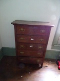 Chest of drawers-5 drawer. 33