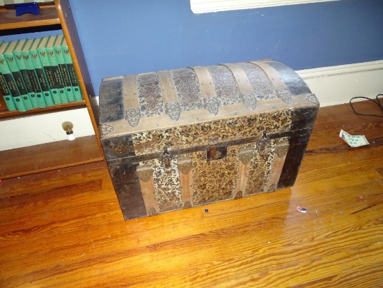 Vintage Trunk