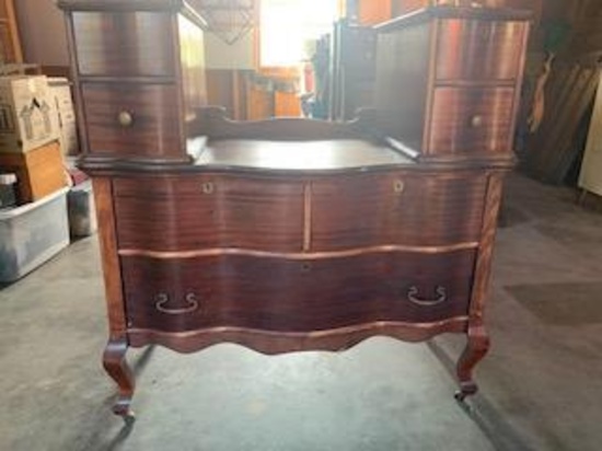 Mahogany vanity