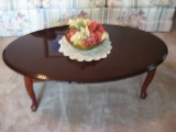 Oval coffee table plus 2 side tables w/Queen Anne style legs.