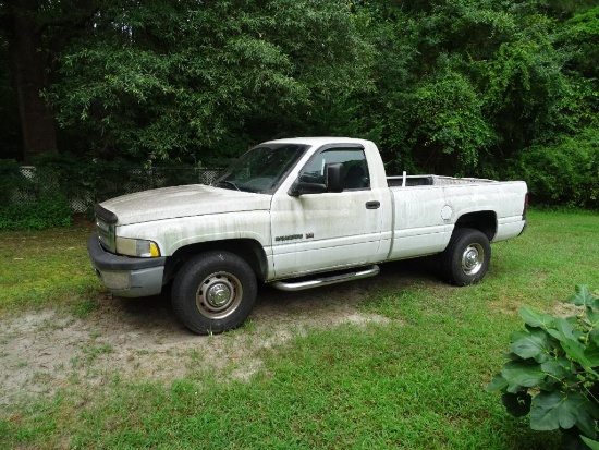 2001 Dodge Truck