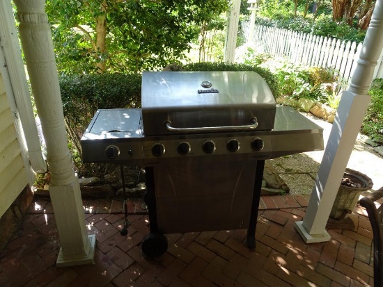 Char-Broil Performance Grill