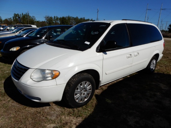 2007 CHRYSLER TOWN & COUNTRY