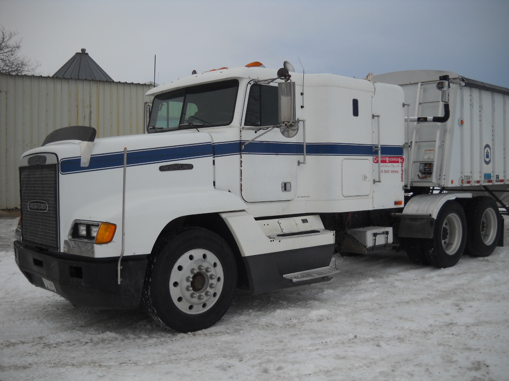 Camion Semi U.S FREIGHTLINER FLD 112 1990 N°24 1/43éme IXO Neuf