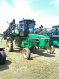 JD 6700 Sprayer