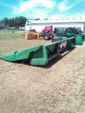 JD 843 Corn Head