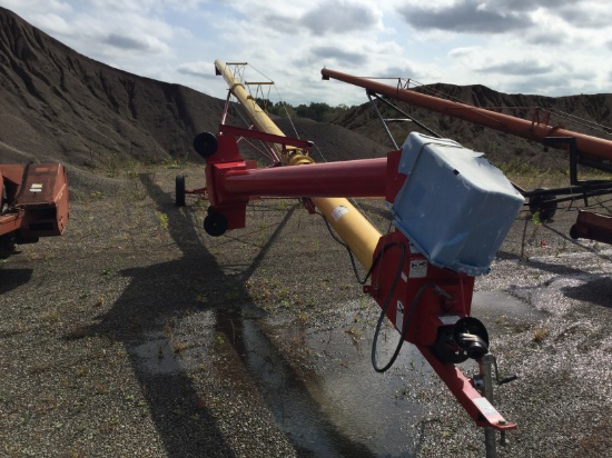 Westfield MK 100-61 swing hopper, hydaulic lift auger like new