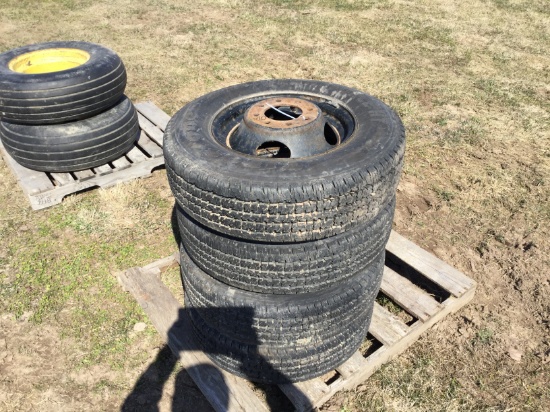 4- chevy dually tires and rims