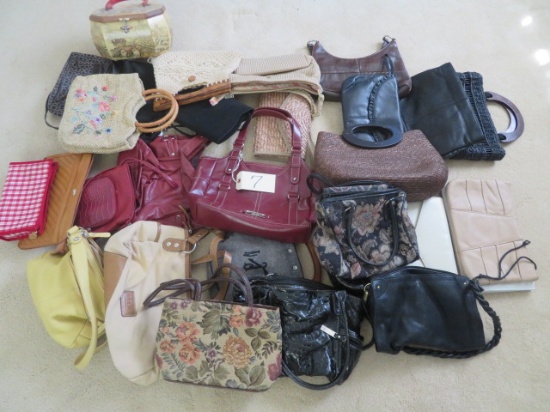 LARGE LOT OF LADIES HANDBAGS