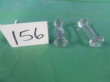 2 GLASS KNIFE RESTS