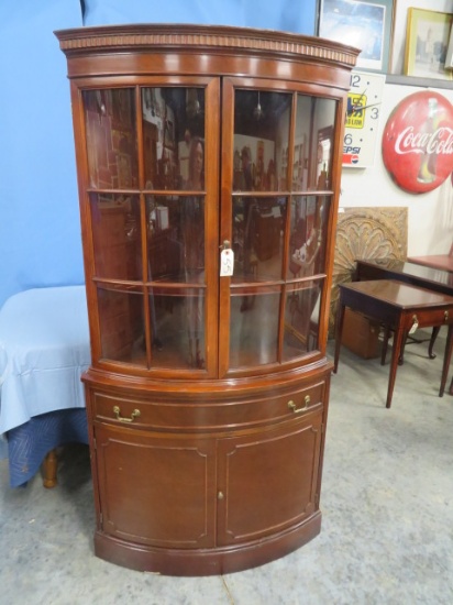 ANTIQUE FURNITURE & COLLECTIBLES, MODERN DECOR