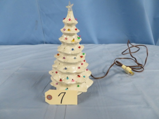 10" WHITE CERAMIC CHRISTMAS TREE