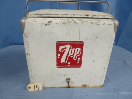 OLD  METAL 7 UP COOLER