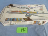 TWA AIRPLANE MODEL KIT