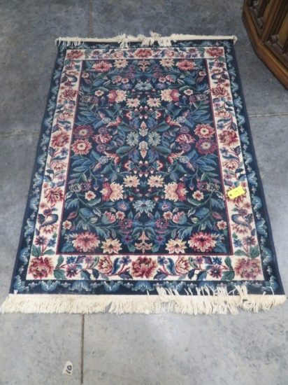 RUG  67 X 46