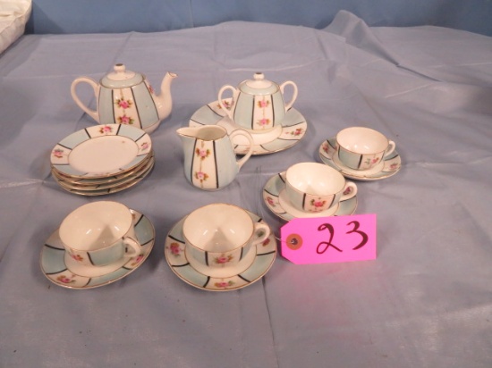 16 PCS. NORITAKE TEA SET