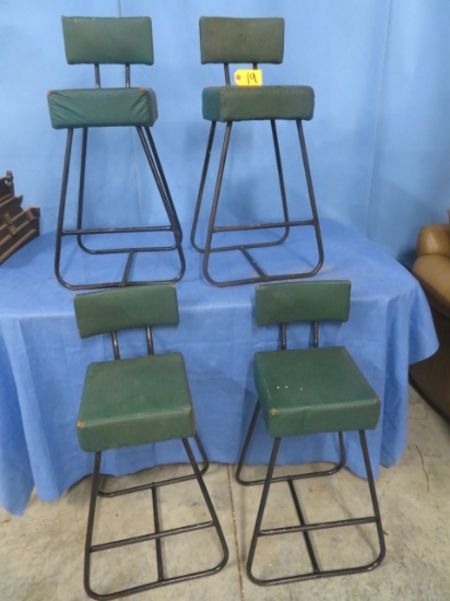 VINTAGE COUNTER STOOLS W/ METAL LEGS